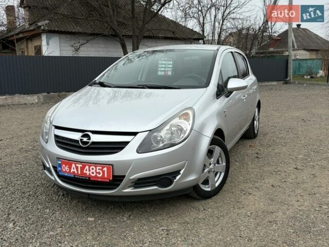 Черный Опель Корса, объемом двигателя 1.2 л и пробегом 187 тыс. км за 5500 $, фото 1 на Automoto.ua