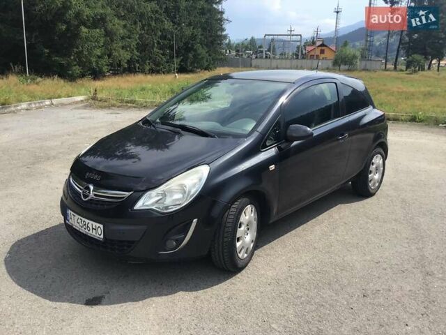 Черный Опель Корса, объемом двигателя 1.23 л и пробегом 208 тыс. км за 5000 $, фото 1 на Automoto.ua