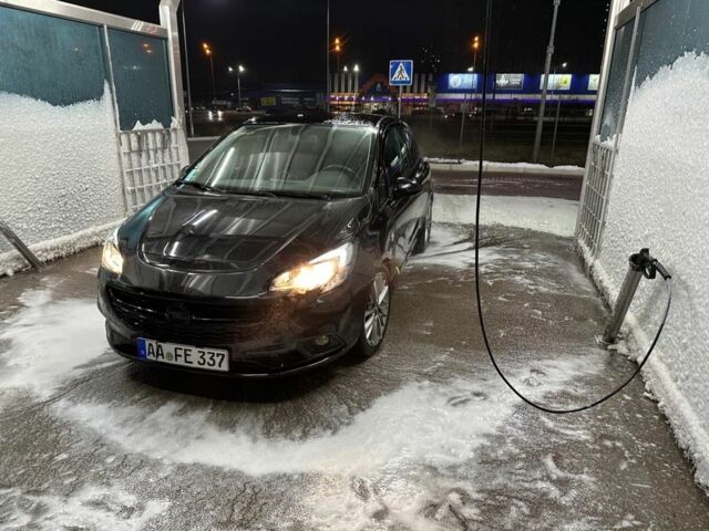 Черный Опель Корса, объемом двигателя 1.4 л и пробегом 120 тыс. км за 2500 $, фото 1 на Automoto.ua