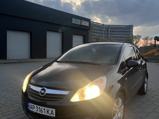 Черный Опель Корса, объемом двигателя 1.4 л и пробегом 200 тыс. км за 3800 $, фото 1 на Automoto.ua