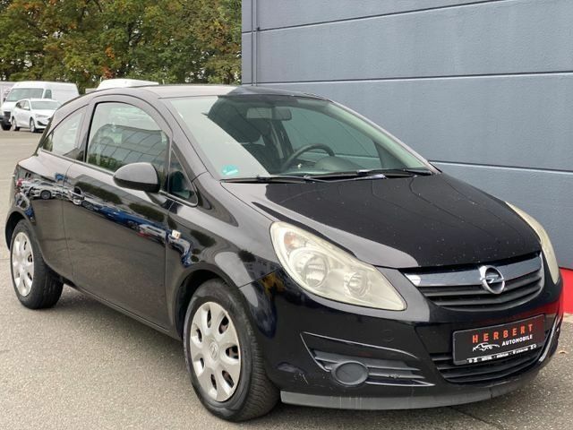 Черный Опель Корса, объемом двигателя 0 л и пробегом 130 тыс. км за 2604 $, фото 1 на Automoto.ua