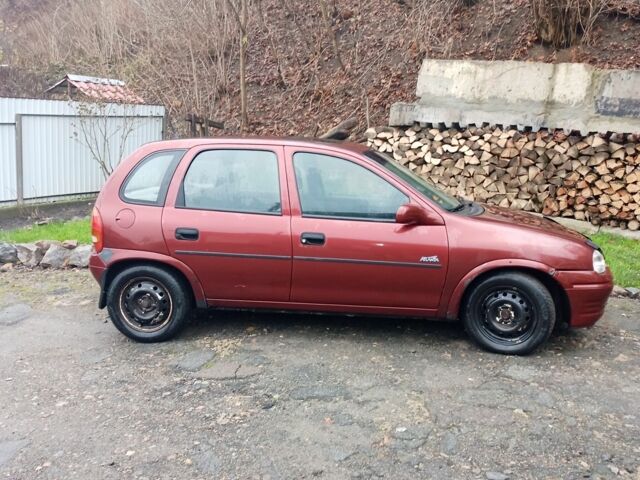 Красный Опель Корса, объемом двигателя 0 л и пробегом 139 тыс. км за 712 $, фото 1 на Automoto.ua