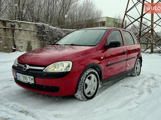 Красный Опель Корса, объемом двигателя 0.97 л и пробегом 155 тыс. км за 3600 $, фото 1 на Automoto.ua