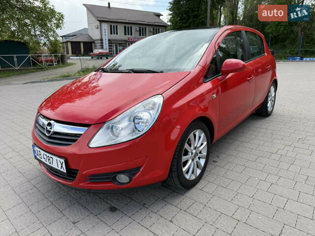 Красный Опель Корса, объемом двигателя 1.23 л и пробегом 127 тыс. км за 6600 $, фото 1 на Automoto.ua
