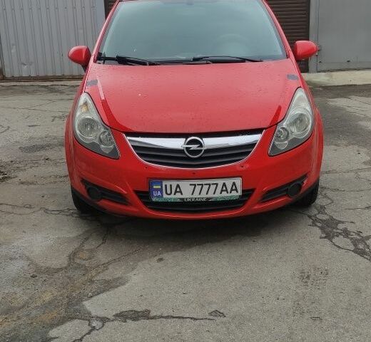 Опель Корса 2008 в Харькове на Automoto.ua Красный Опель Корса, объемом двигателя 1 л и пробегом 115 тыс. км за 3700 $, фото 1 на Automoto.ua