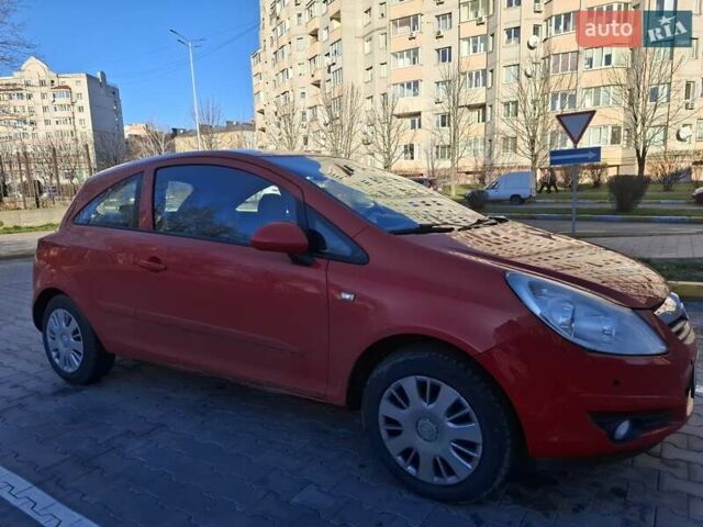 Красный Опель Корса, объемом двигателя 1.23 л и пробегом 125 тыс. км за 4900 $, фото 1 на Automoto.ua