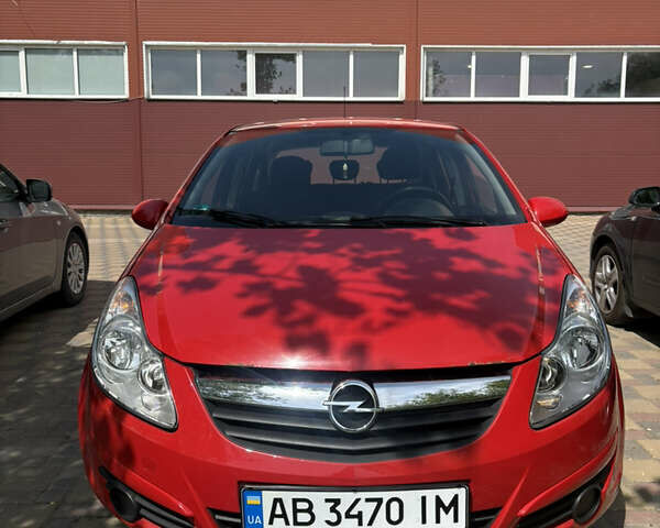 Красный Опель Корса, объемом двигателя 1.22 л и пробегом 216 тыс. км за 3800 $, фото 1 на Automoto.ua