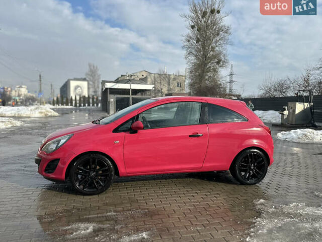 Красный Опель Корса, объемом двигателя 1.23 л и пробегом 149 тыс. км за 7100 $, фото 1 на Automoto.ua