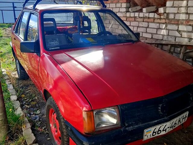 Червоний Опель Корса, об'ємом двигуна 1.2 л та пробігом 0 тис. км за 500 $, фото 1 на Automoto.ua