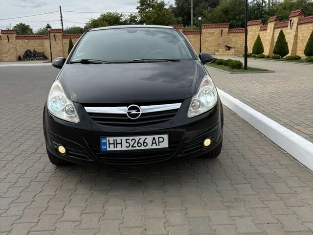 Опель Корса, об'ємом двигуна 1.23 л та пробігом 250 тис. км за 4800 $, фото 1 на Automoto.ua