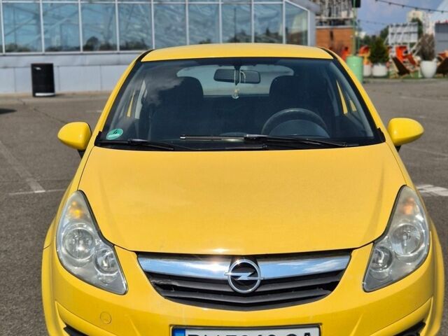 Опель Корса, объемом двигателя 1 л и пробегом 240 тыс. км за 3200 $, фото 1 на Automoto.ua