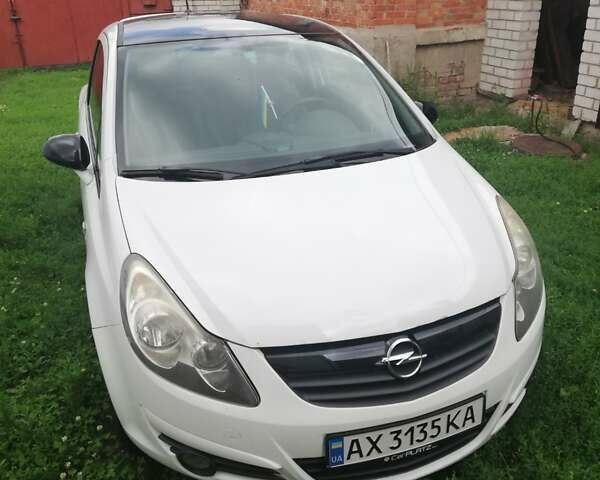 Опель Корса, объемом двигателя 1.4 л и пробегом 191 тыс. км за 4000 $, фото 1 на Automoto.ua