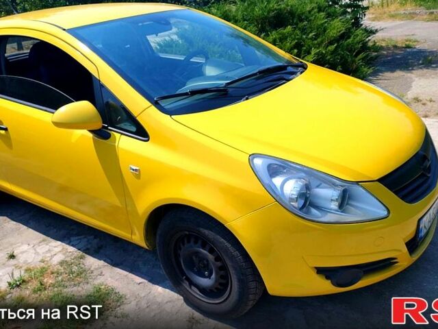 Жовтий Опель Корса, об'ємом двигуна 1 л та пробігом 163 тис. км за 3700 $, фото 1 на Automoto.ua