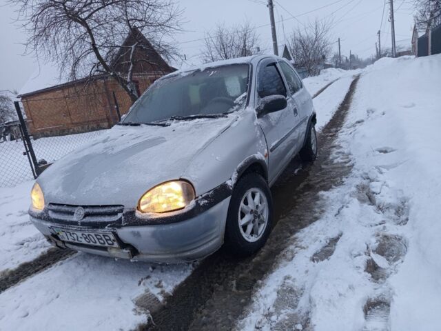 Серый Опель Корса, объемом двигателя 1.4 л и пробегом 240 тыс. км за 800 $, фото 1 на Automoto.ua