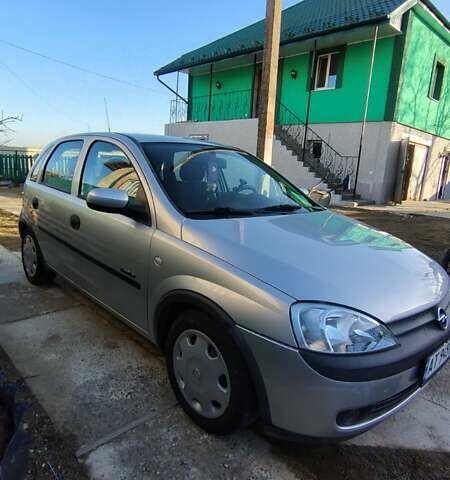 Серый Опель Корса, объемом двигателя 1.2 л и пробегом 115 тыс. км за 3300 $, фото 1 на Automoto.ua