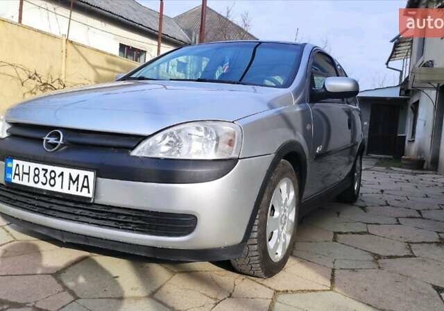 Серый Опель Корса, объемом двигателя 1.2 л и пробегом 274 тыс. км за 2895 $, фото 1 на Automoto.ua