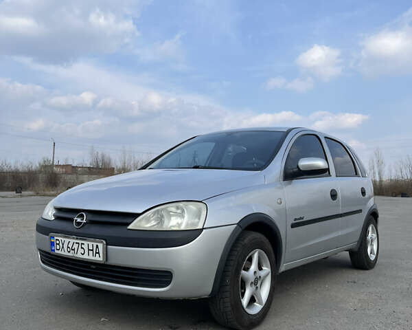 Серый Опель Корса, объемом двигателя 0.97 л и пробегом 242 тыс. км за 3500 $, фото 1 на Automoto.ua