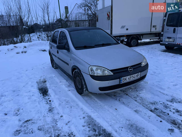 Сірий Опель Корса, об'ємом двигуна 0.97 л та пробігом 250 тис. км за 2500 $, фото 1 на Automoto.ua