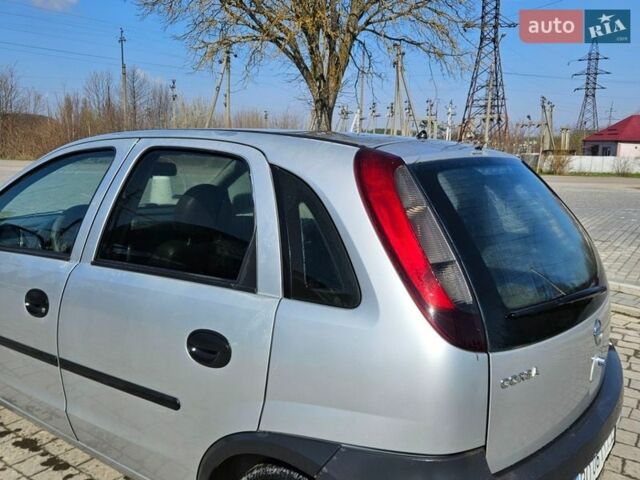 Сірий Опель Корса, об'ємом двигуна 1.7 л та пробігом 239 тис. км за 1550 $, фото 1 на Automoto.ua