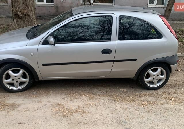 Сірий Опель Корса, об'ємом двигуна 0.97 л та пробігом 178 тис. км за 2500 $, фото 1 на Automoto.ua