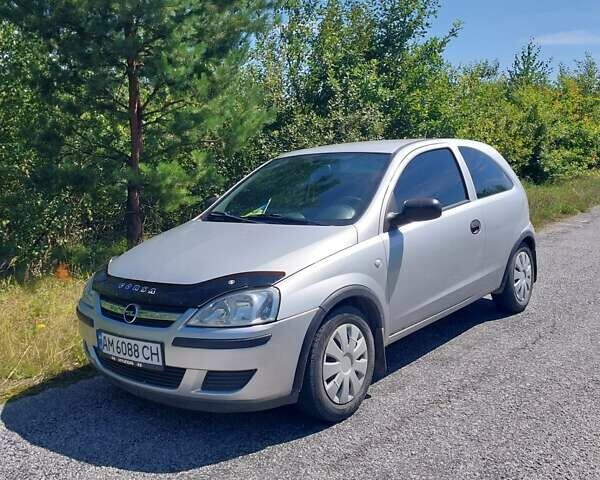 Серый Опель Корса, объемом двигателя 1.25 л и пробегом 160 тыс. км за 2900 $, фото 1 на Automoto.ua