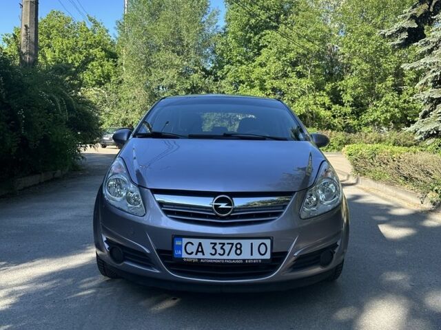 Сірий Опель Корса, об'ємом двигуна 1.2 л та пробігом 144 тис. км за 4500 $, фото 1 на Automoto.ua