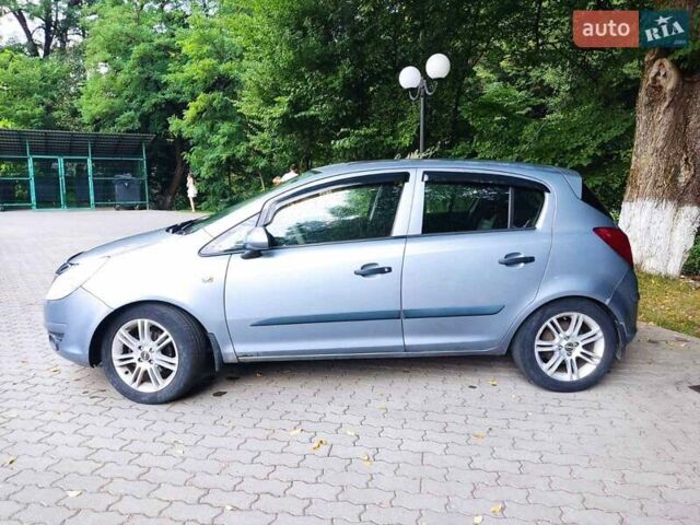 Сірий Опель Корса, об'ємом двигуна 1.23 л та пробігом 229 тис. км за 3000 $, фото 1 на Automoto.ua