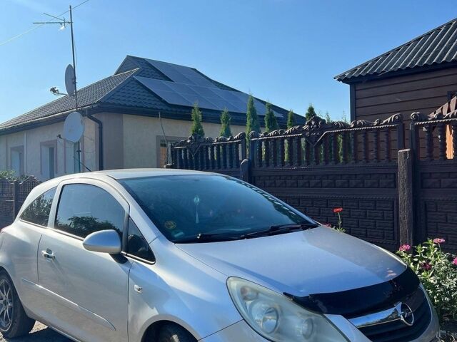 Сірий Опель Корса, об'ємом двигуна 1.2 л та пробігом 120 тис. км за 3300 $, фото 1 на Automoto.ua