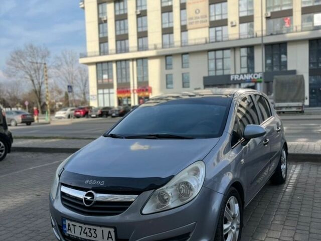 Серый Опель Корса, объемом двигателя 1.23 л и пробегом 180 тыс. км за 3700 $, фото 1 на Automoto.ua