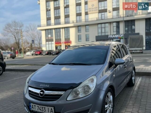 Серый Опель Корса, объемом двигателя 1.23 л и пробегом 180 тыс. км за 3700 $, фото 1 на Automoto.ua