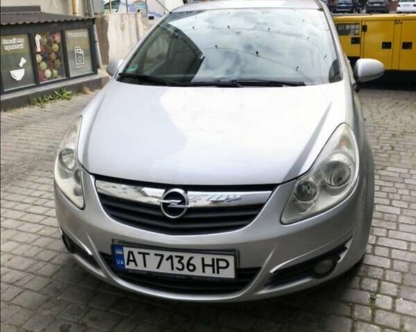 Серый Опель Корса, объемом двигателя 1.2 л и пробегом 196 тыс. км за 5400 $, фото 1 на Automoto.ua
