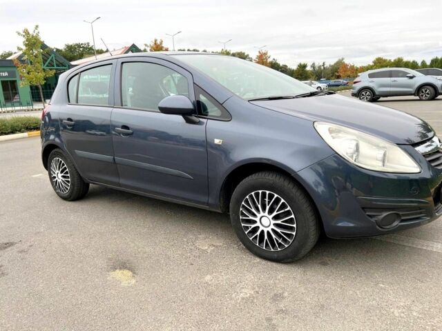 Серый Опель Корса, объемом двигателя 1.2 л и пробегом 248 тыс. км за 4600 $, фото 1 на Automoto.ua