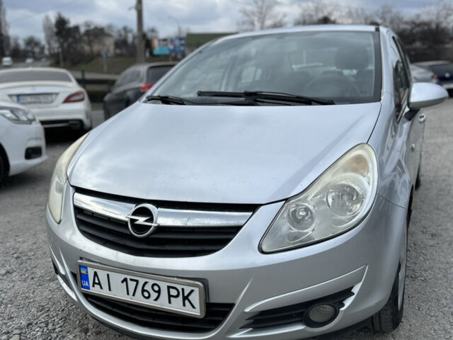Сірий Опель Корса, об'ємом двигуна 1.2 л та пробігом 97 тис. км за 5000 $, фото 1 на Automoto.ua