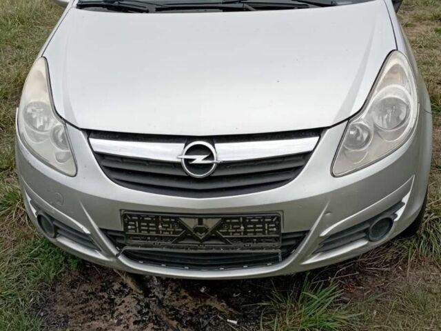 Сірий Опель Корса, об'ємом двигуна 0 л та пробігом 150 тис. км за 3495 $, фото 1 на Automoto.ua