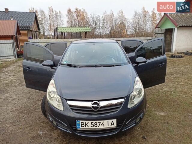 Серый Опель Корса, объемом двигателя 1.2 л и пробегом 232 тыс. км за 4750 $, фото 1 на Automoto.ua