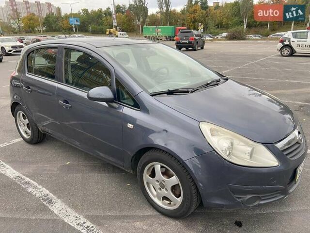 Опель Корса 2008 в Киеве на Automoto.ua Серый Опель Корса, объемом двигателя 1.23 л и пробегом 255 тыс. км за 3900 $, фото 1 на Automoto.ua