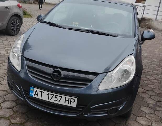 Сірий Опель Корса, об'ємом двигуна 1.23 л та пробігом 186 тис. км за 3600 $, фото 1 на Automoto.ua
