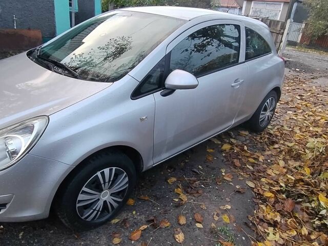 Сірий Опель Корса, об'ємом двигуна 1.2 л та пробігом 270 тис. км за 3053 $, фото 1 на Automoto.ua