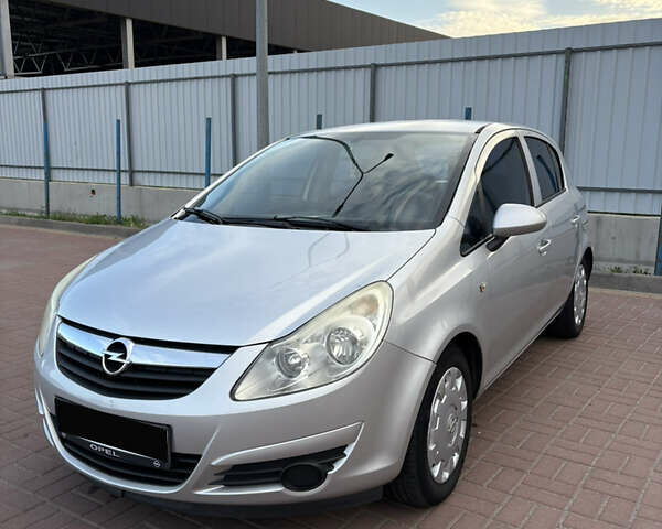 Сірий Опель Корса, об'ємом двигуна 1.2 л та пробігом 214 тис. км за 4800 $, фото 1 на Automoto.ua