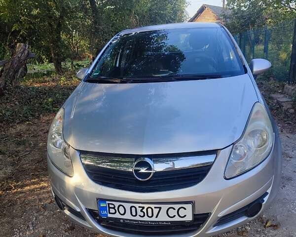 Серый Опель Корса, объемом двигателя 1 л и пробегом 168 тыс. км за 4500 $, фото 1 на Automoto.ua