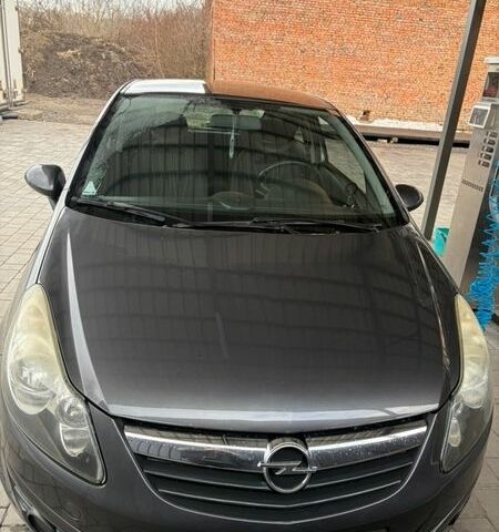 Сірий Опель Корса, об'ємом двигуна 1.23 л та пробігом 242 тис. км за 4900 $, фото 1 на Automoto.ua