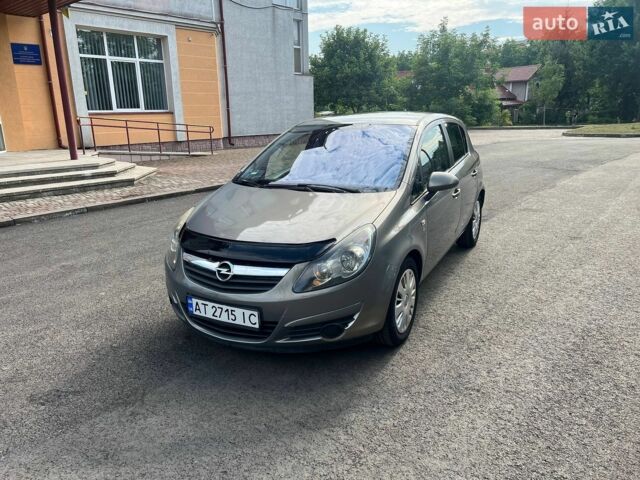 Сірий Опель Корса, об'ємом двигуна 1.4 л та пробігом 233 тис. км за 4900 $, фото 1 на Automoto.ua