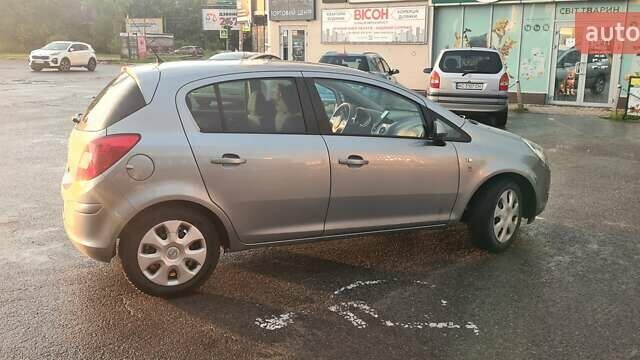 Серый Опель Корса, объемом двигателя 1.4 л и пробегом 139 тыс. км за 6800 $, фото 1 на Automoto.ua