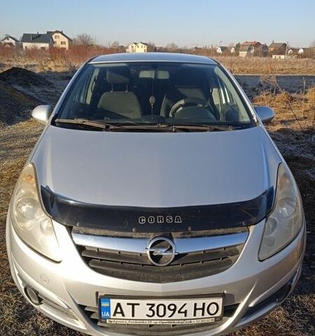 Сірий Опель Корса, об'ємом двигуна 1.25 л та пробігом 207 тис. км за 3900 $, фото 1 на Automoto.ua