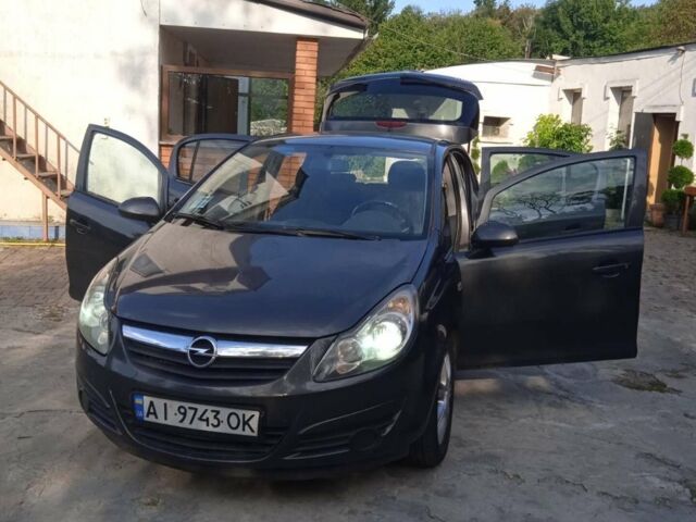 Сірий Опель Корса, об'ємом двигуна 1.2 л та пробігом 255 тис. км за 5000 $, фото 1 на Automoto.ua