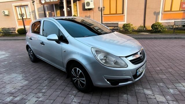 Серый Опель Корса, объемом двигателя 1.23 л и пробегом 289 тыс. км за 4250 $, фото 1 на Automoto.ua