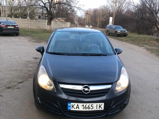 Сірий Опель Корса, об'ємом двигуна 1.4 л та пробігом 203 тис. км за 4800 $, фото 1 на Automoto.ua