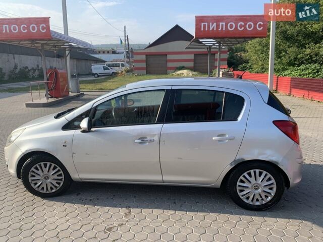 Сірий Опель Корса, об'ємом двигуна 1.3 л та пробігом 241 тис. км за 5000 $, фото 1 на Automoto.ua