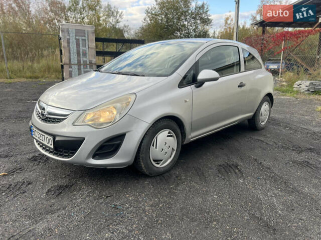 Сірий Опель Корса, об'ємом двигуна 1.25 л та пробігом 196 тис. км за 3700 $, фото 1 на Automoto.ua