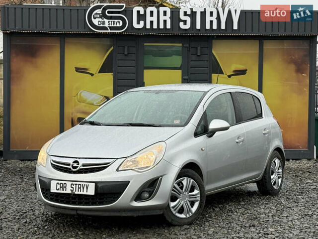 Сірий Опель Корса, об'ємом двигуна 1.3 л та пробігом 257 тис. км за 4500 $, фото 1 на Automoto.ua